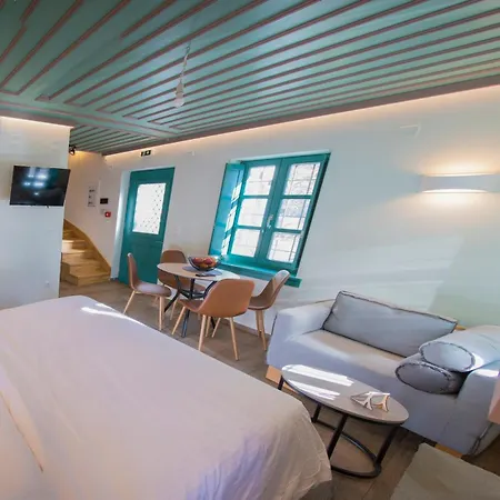 Makris Papigo Luxury Suites Exterior photo