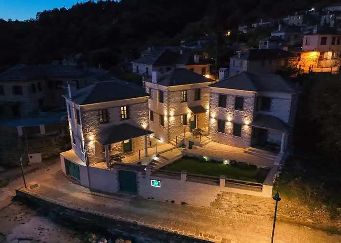 Makris Papigo Luxury Suites