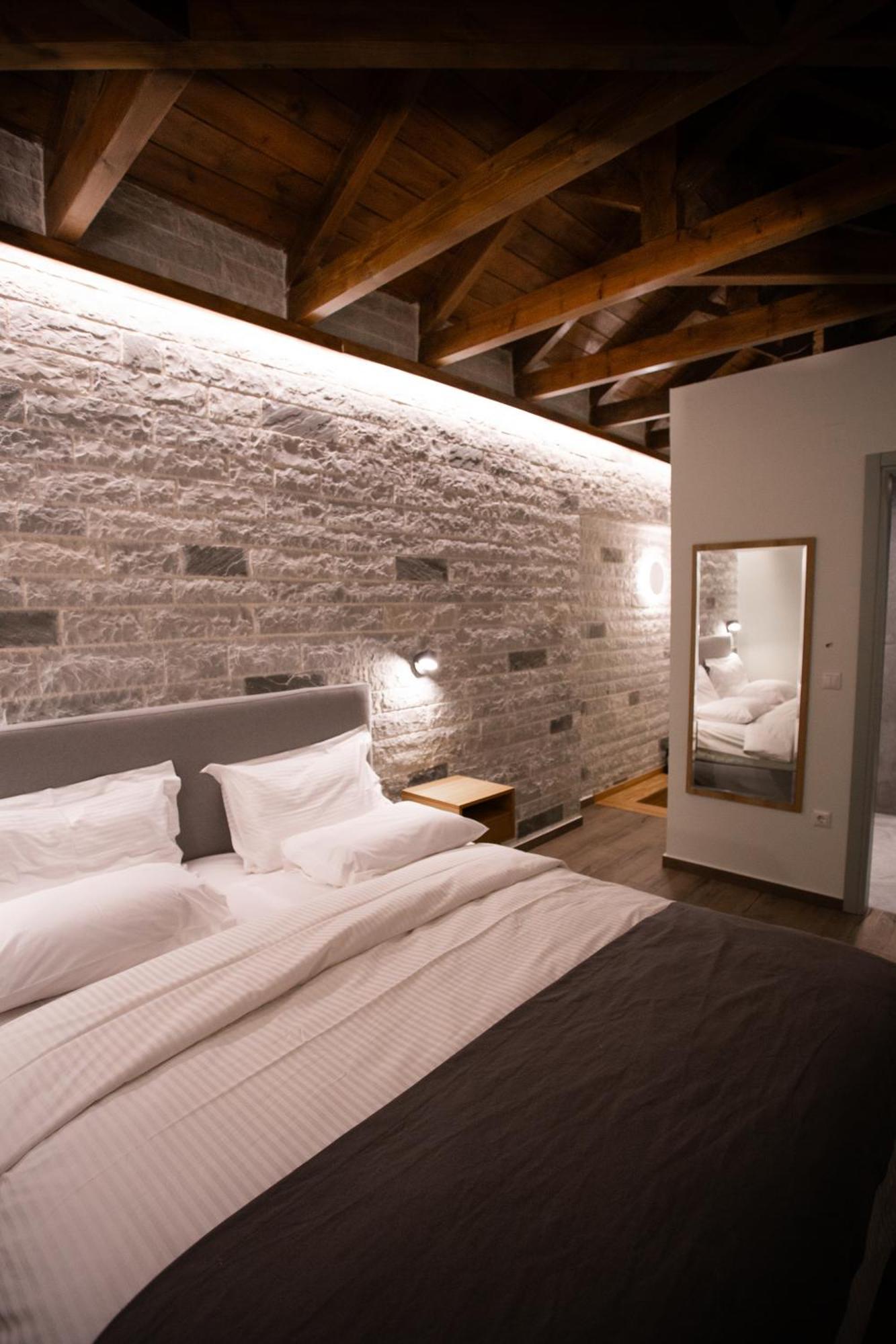 Makris Luxury Villa Papigko